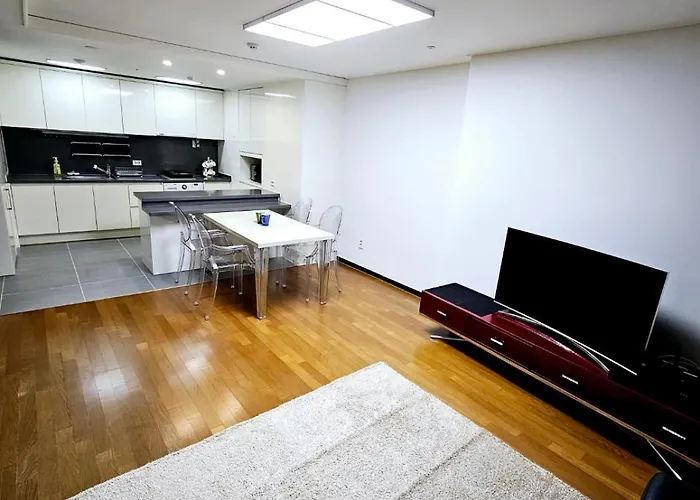 2 Minutes Run To The Sea Only 152m, Special Benefit Of Waterpark 195m Away Apartamento *