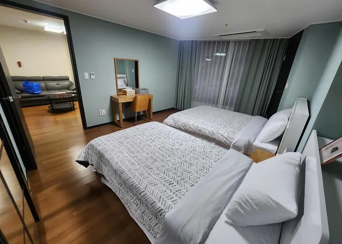 Apartamento 2 Minutes Run To The Sea Only 152m, Special Benefit Of Waterpark 195m Away Ciudad Metropolitana de Busan