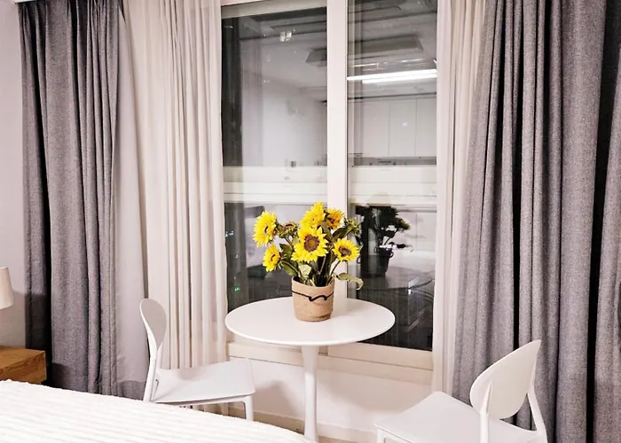 Apartamento 2 Minutes Run To The Sea Only 152m, Special Benefit Of Waterpark 195m Away Ciudad Metropolitana de Busan