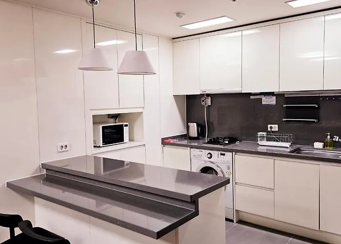 2 Minutes Run To The Sea Only 152m, Special Benefit Of Waterpark 195m Away Apartamento Ciudad Metropolitana de Busan