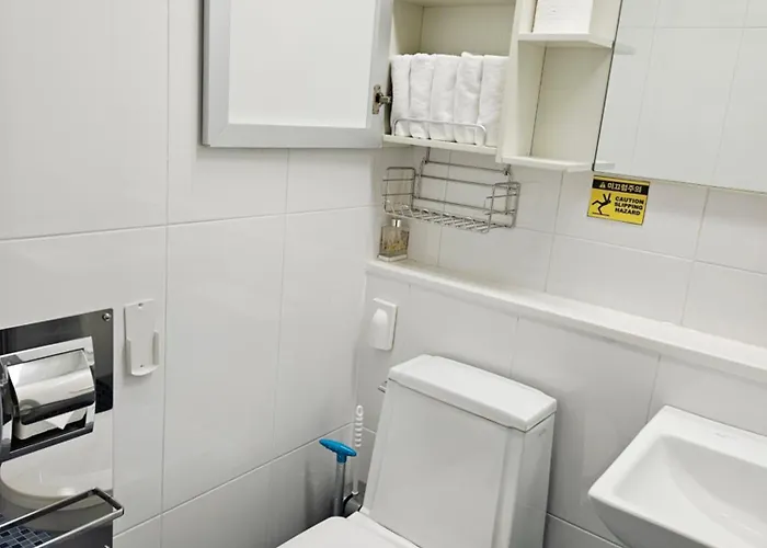 2 Minutes Run To The Sea Only 152m, Special Benefit Of Waterpark 195m Away Apartamento Ciudad Metropolitana de Busan